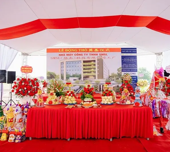 Khởi công động thổ